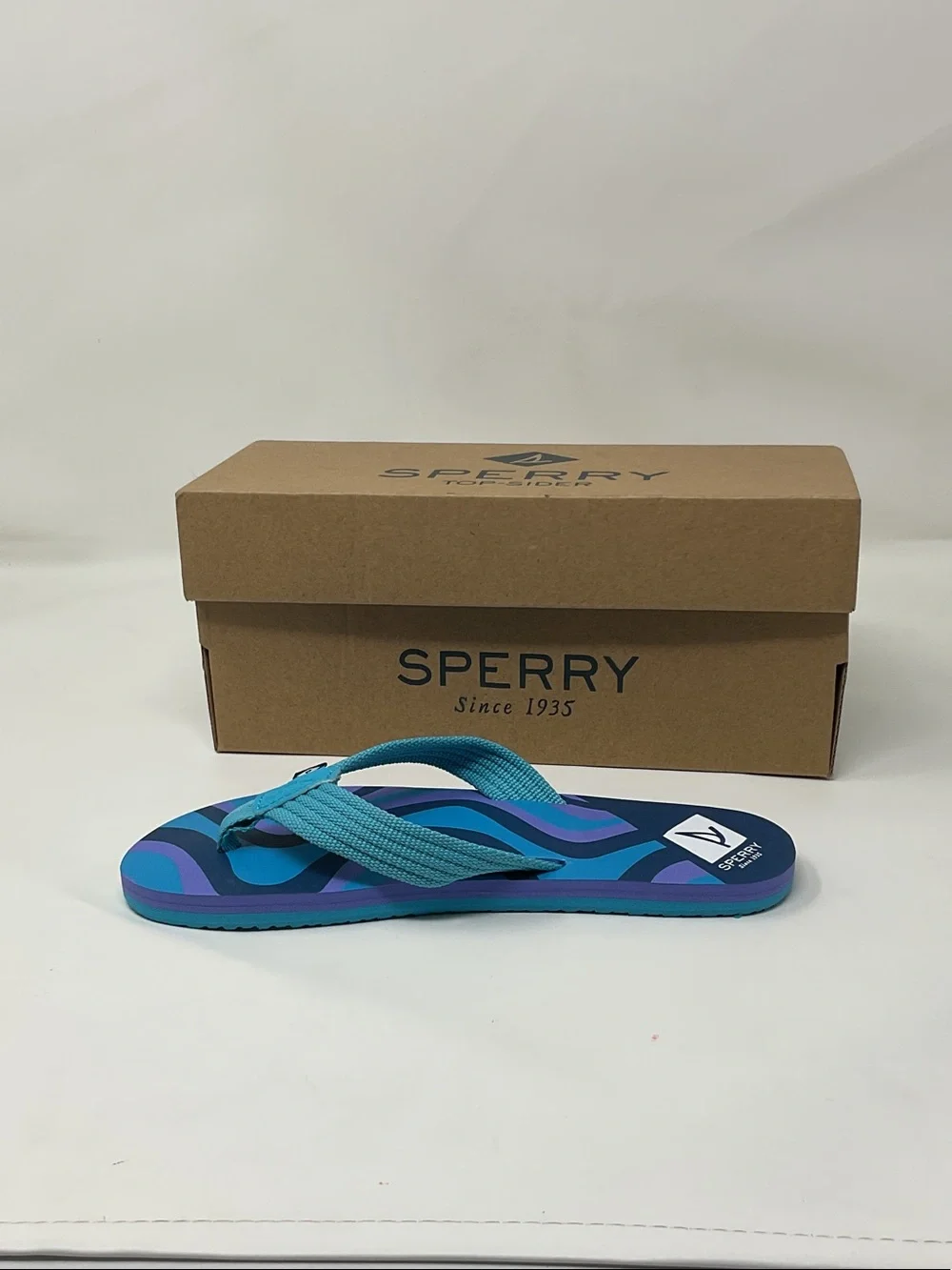 Sperry Thong Sandals Teal, Blue & Purple Girls size 1 Wave Print flip flops